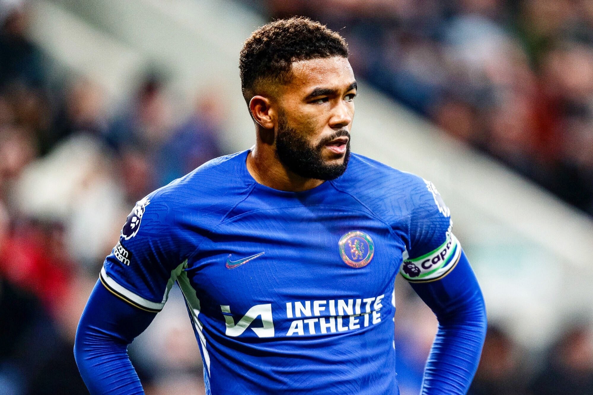 相继出现 相继出现